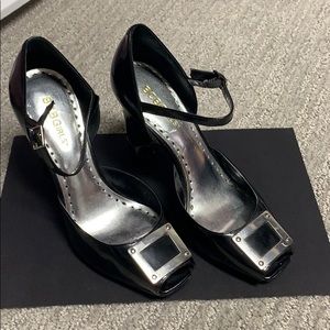 BCBG Girls black sandals